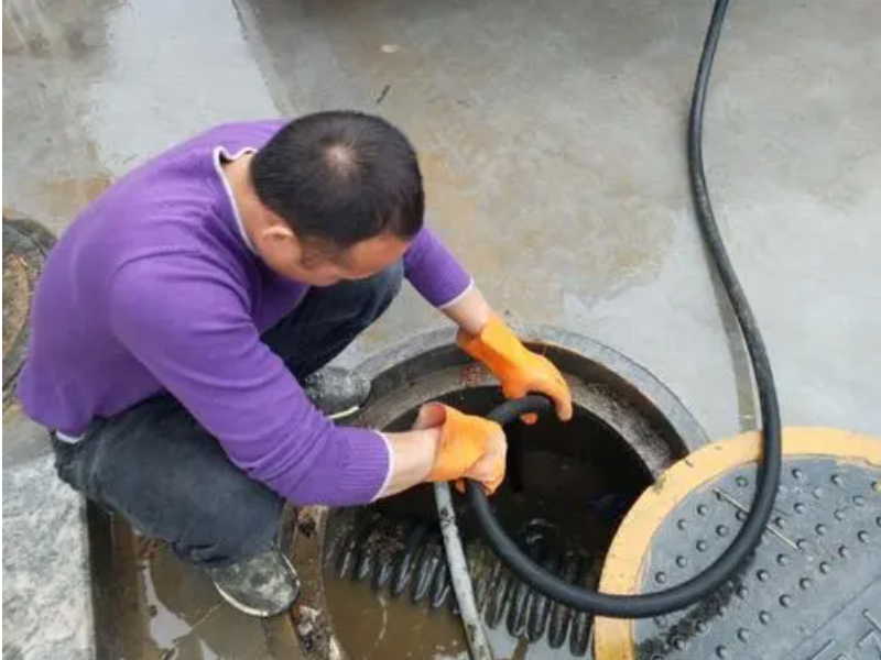 净月福祉广场专业空调加氟、维修、清洗、蜘蛛人作业等